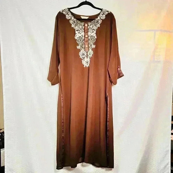 Excellent Brand embroidered front brown side slits tunic/Kurta dress - Picture 2 of 16